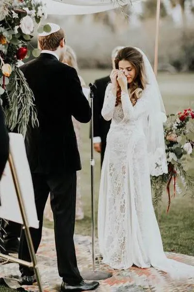 A line Ivory Long Sleeve Wedding Dresses Lace High Neck Wedding Gowns