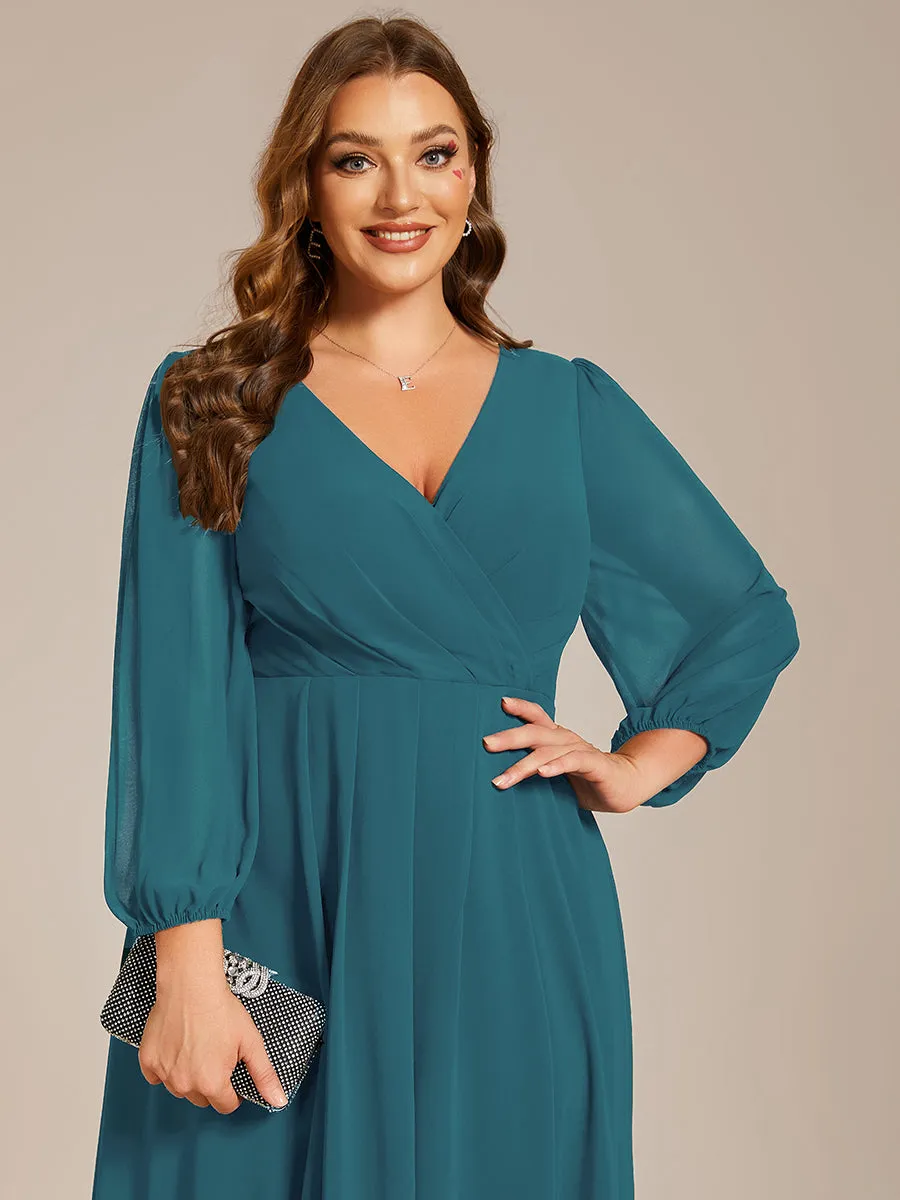 Plus Size Women's Knee-Length Wholesale Homecoming Cocktail Dresses With Long Sleeves