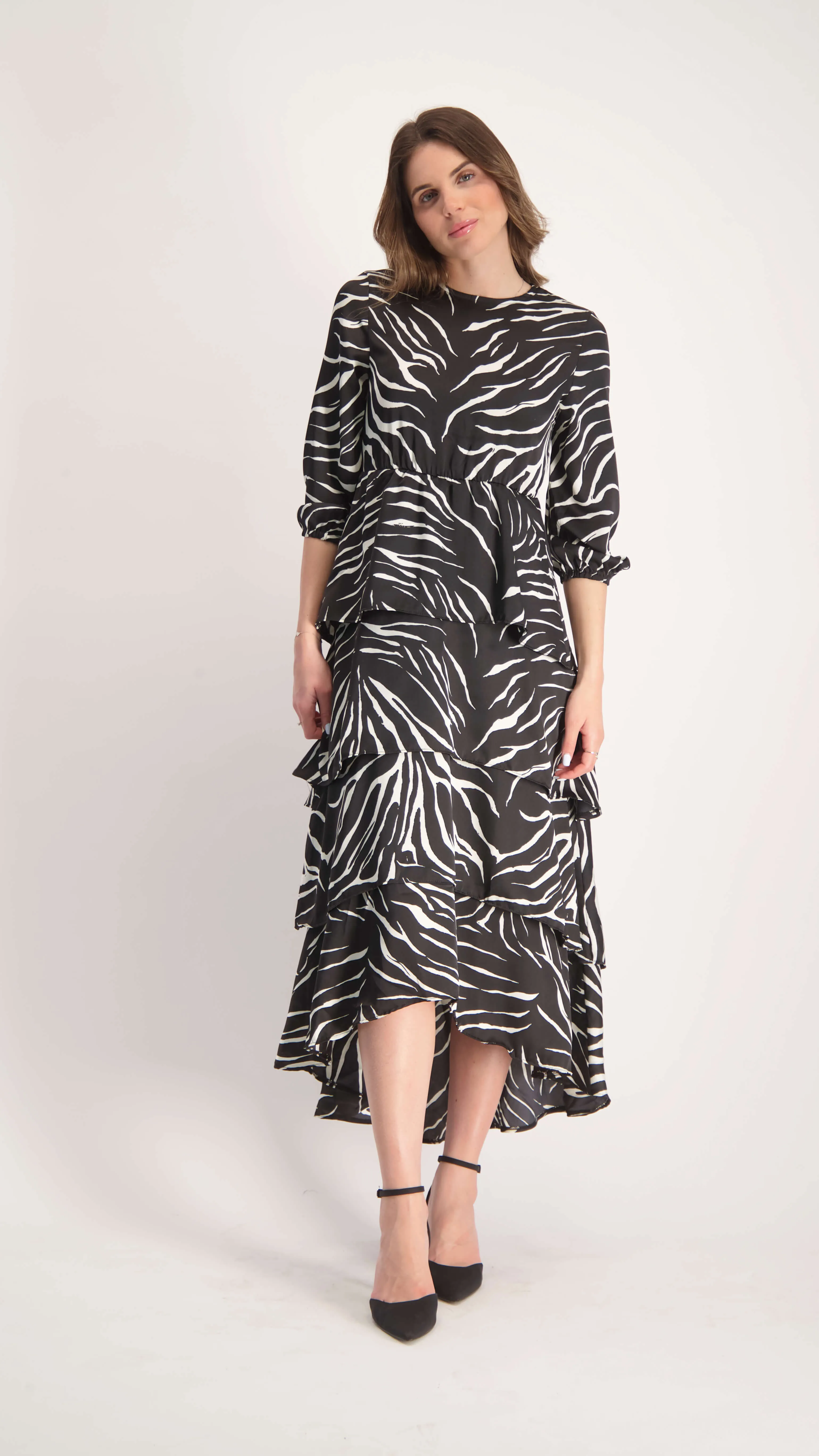 Ruffle Layers Dress / Black & White